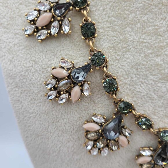 j Crew Smokey Gray and Blue Crystal Gold Tone Necklace - Picture 9 of 9